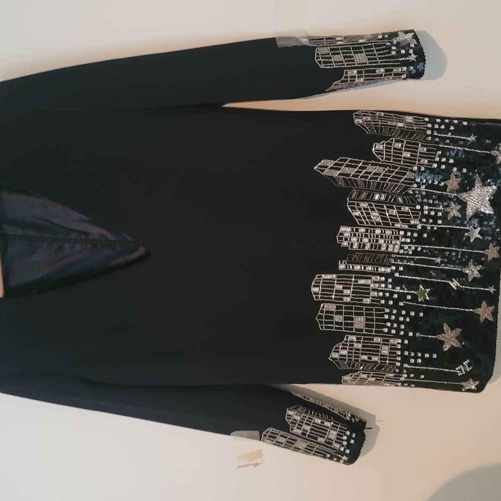 Elegant Black Long Sleeve Dress with Cityscape Design